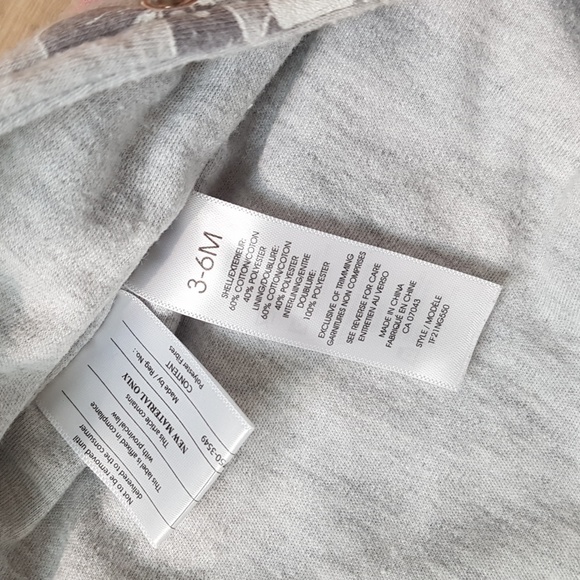 First Wish Floral Gray Bunting Snowsuit Size 3-6 months with Foldable Mittens - Picture 6 of 7